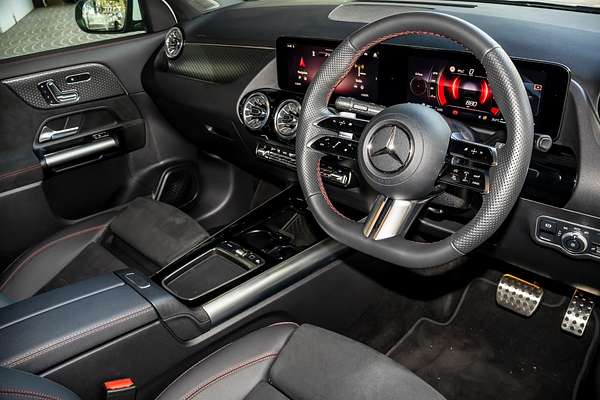 2025 Mercedes-Benz GLA-Class GLA200 H247