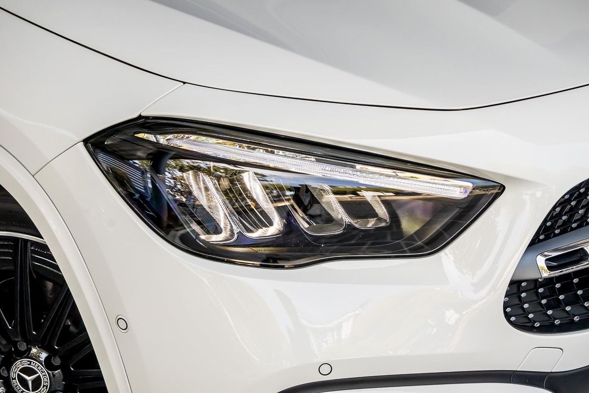 2025 Mercedes-Benz GLA-Class GLA200 H247