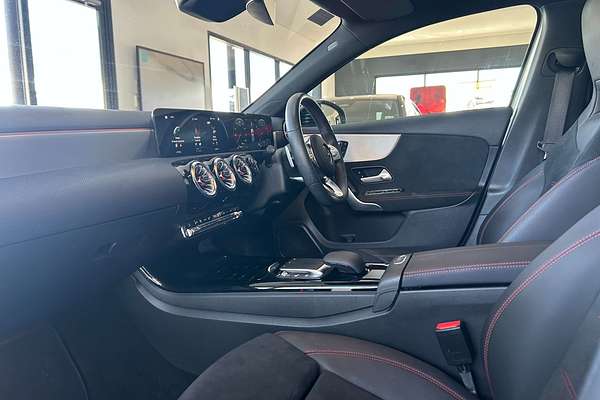 2022 Mercedes-Benz A-Class A250 W177