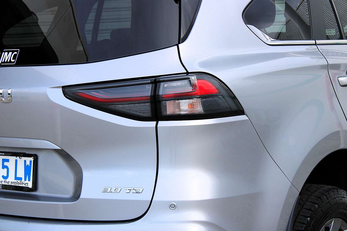 2023 Isuzu MU-X LS-U