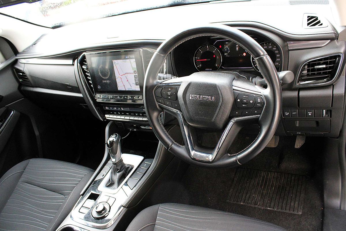 2023 Isuzu MU-X LS-U