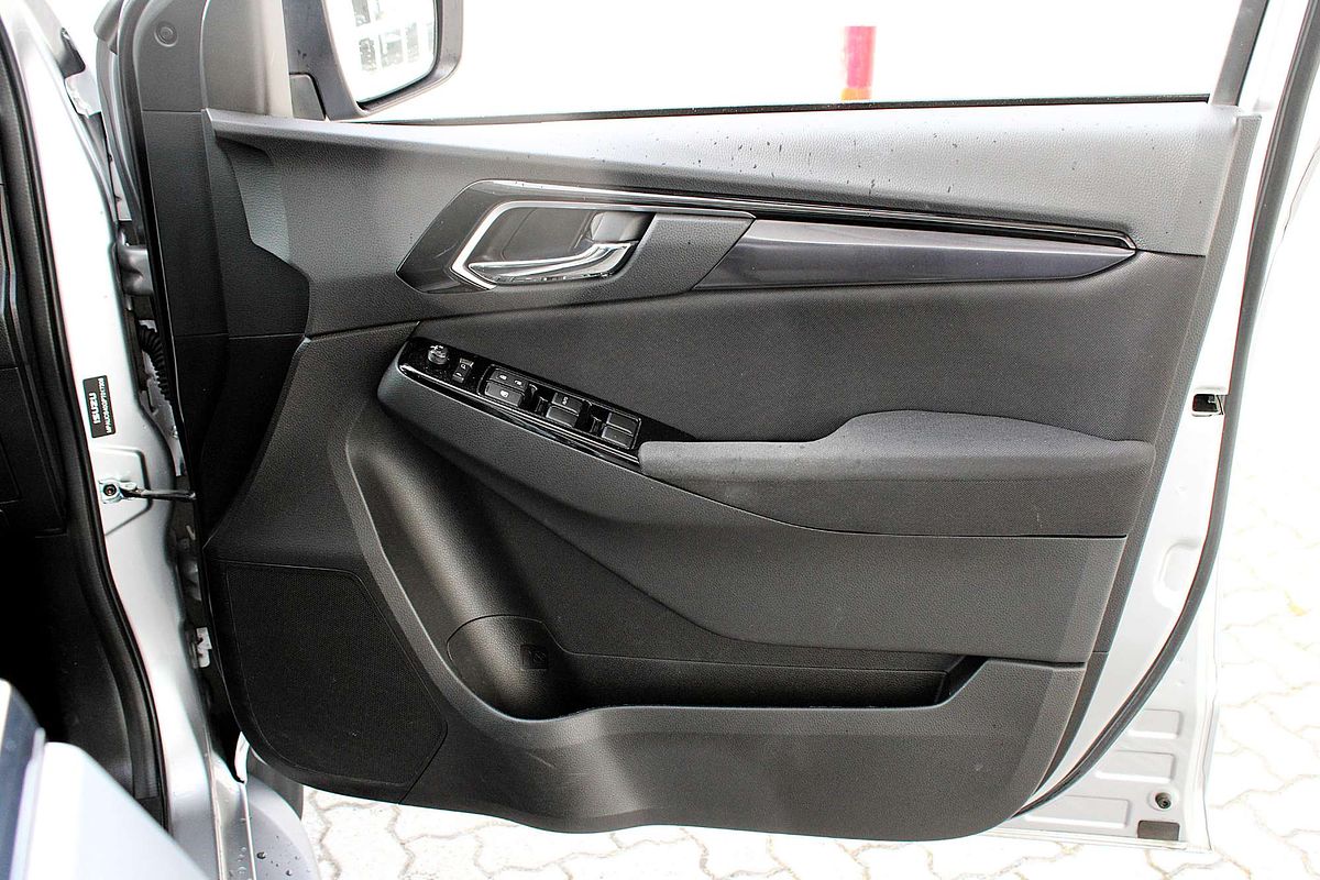 2023 Isuzu MU-X LS-U