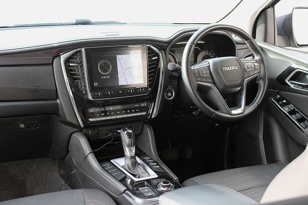 2023 Isuzu MU-X LS-U