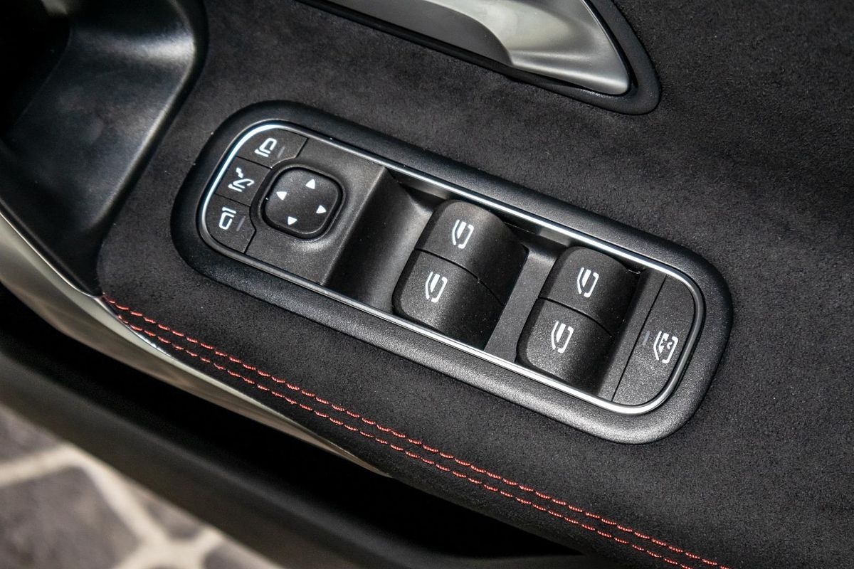 2024 Mercedes-Benz A-Class A200 V177