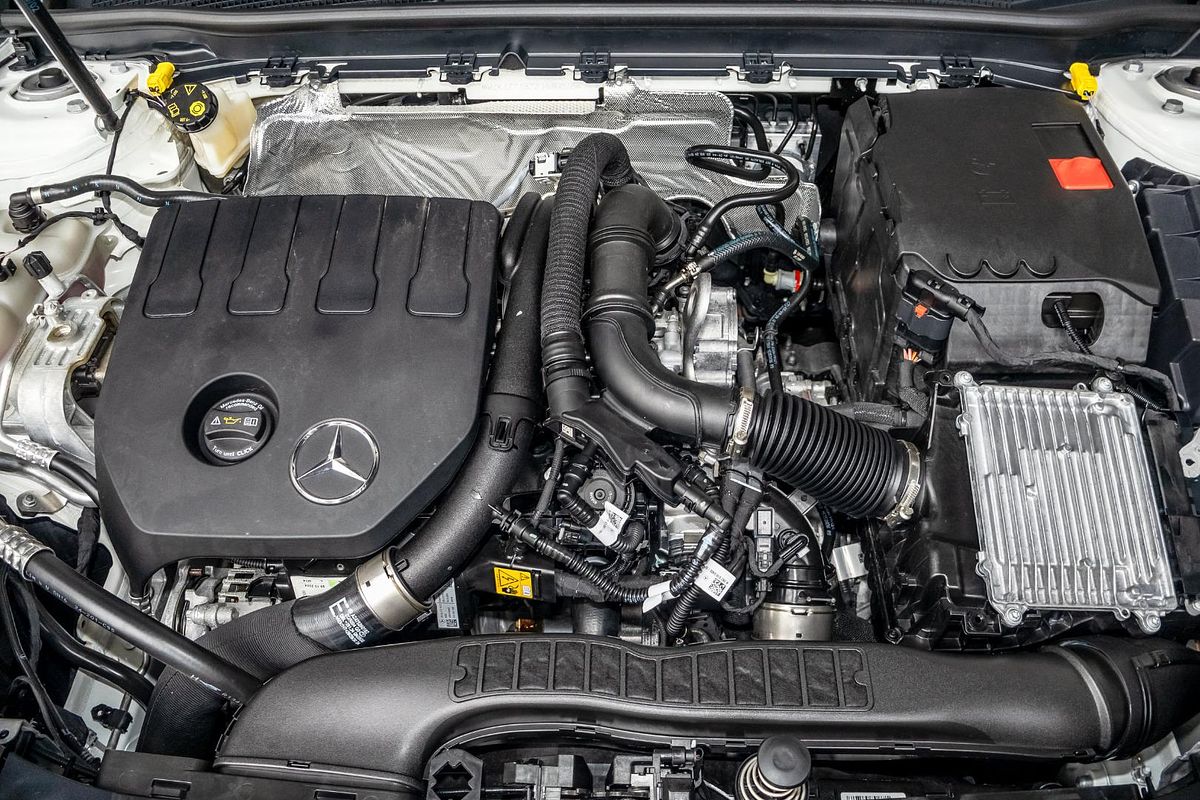 2024 Mercedes-Benz A-Class A200 V177