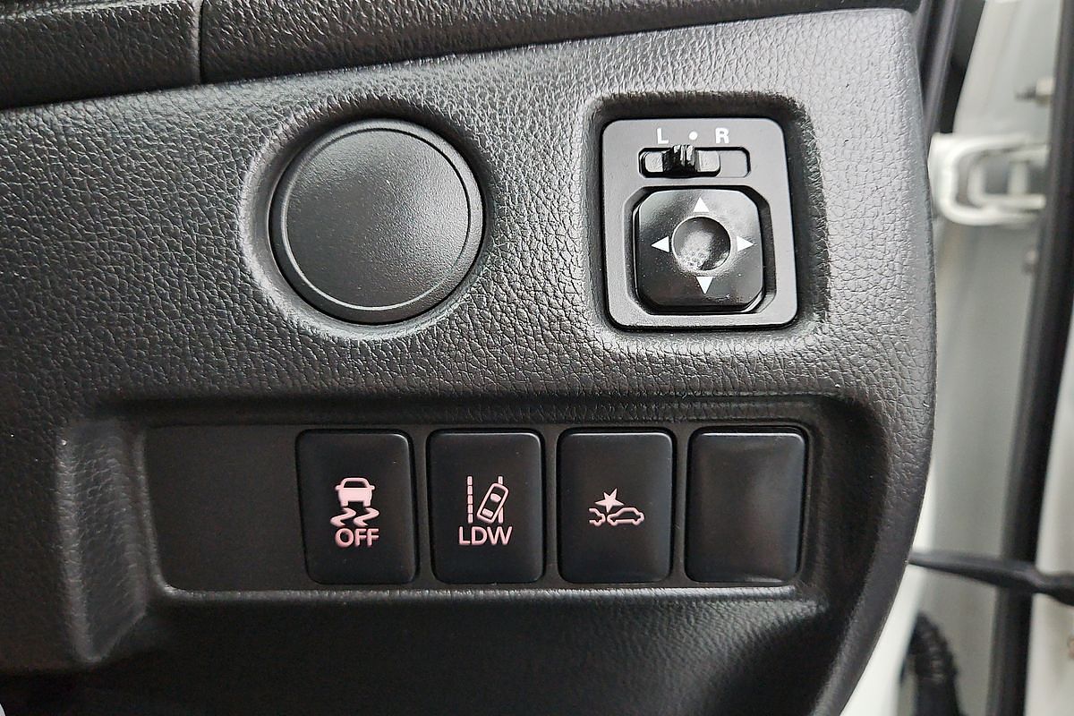 2022 Mitsubishi Triton GLX MR 4X4