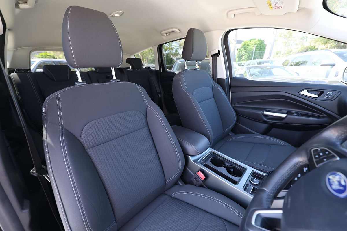 2017 Ford Escape Trend ZG