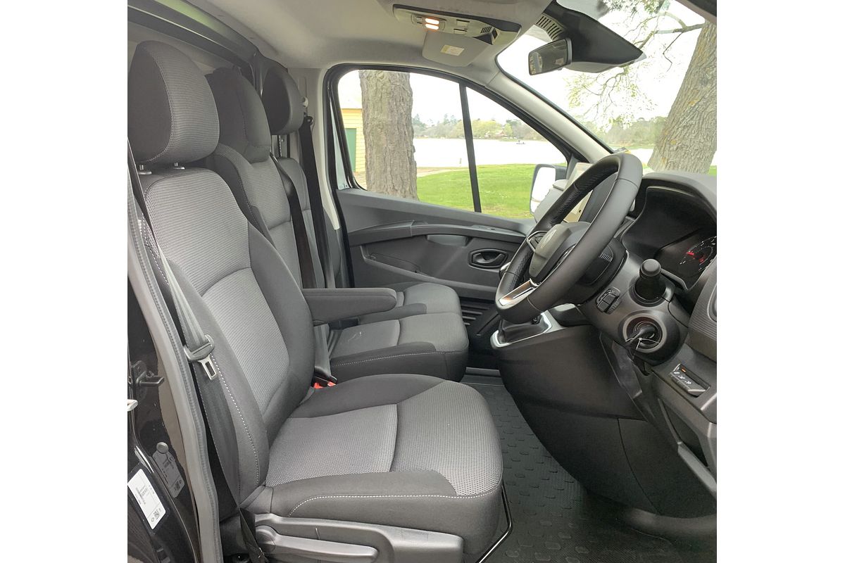 2025 Renault Trafic Pro X82 LWB Low Roof