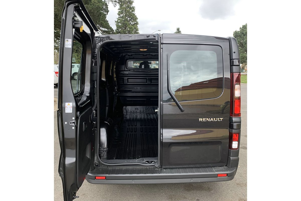 2025 Renault Trafic Pro X82 LWB Low Roof