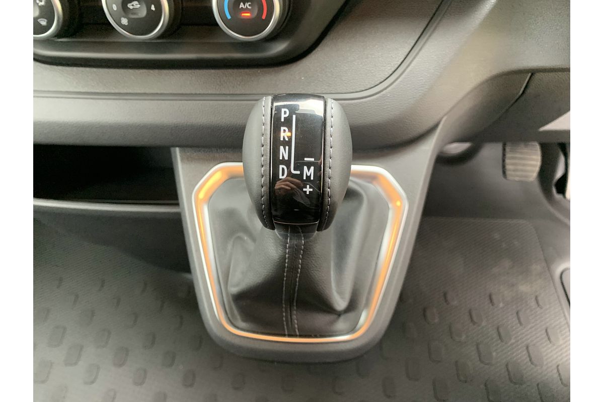 2025 Renault Trafic Pro X82 LWB Low Roof