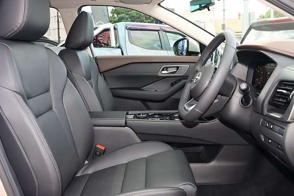 2025 Nissan X-TRAIL Ti e-POWER T33