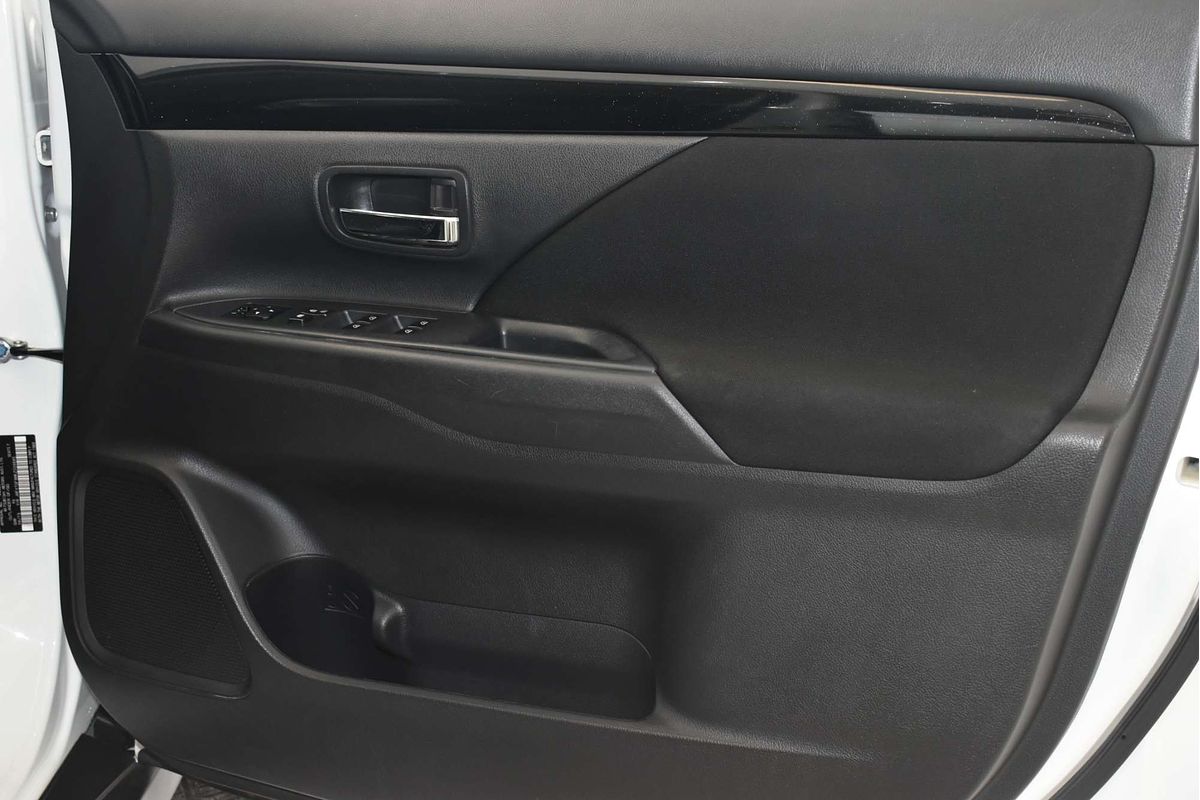 2019 Mitsubishi Outlander ES ZL