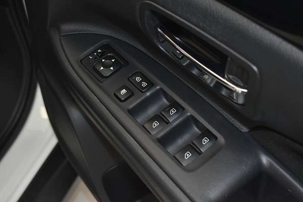 2019 Mitsubishi Outlander ES ZL