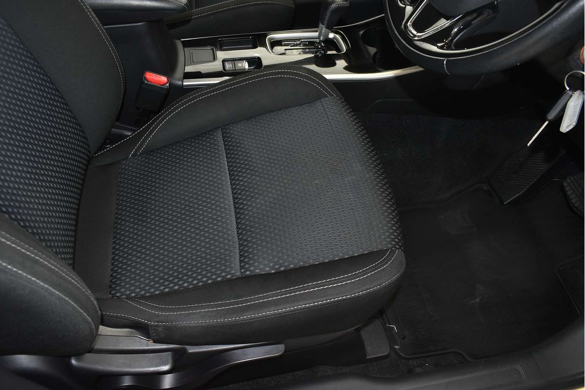 2019 Mitsubishi Outlander ES ZL