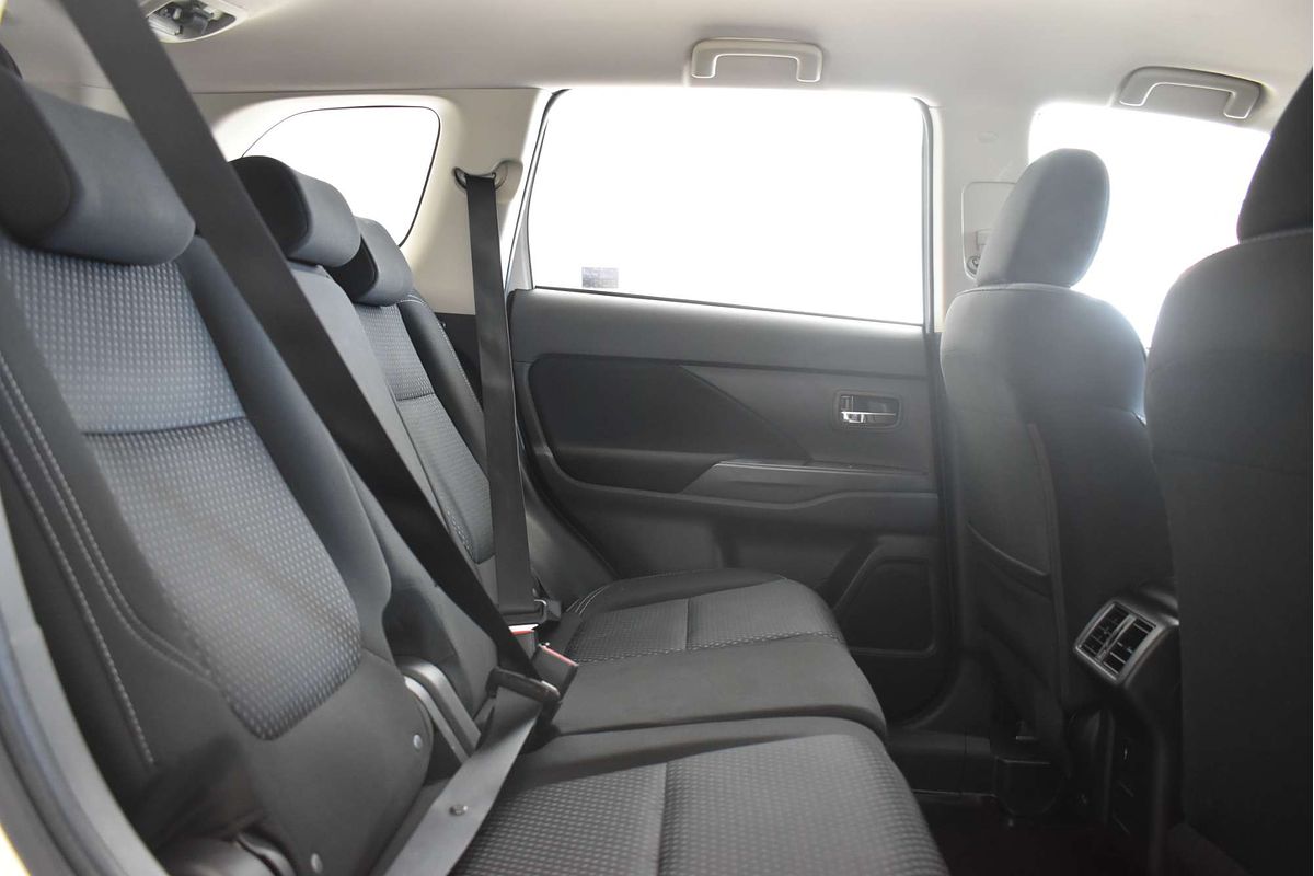 2019 Mitsubishi Outlander ES ZL