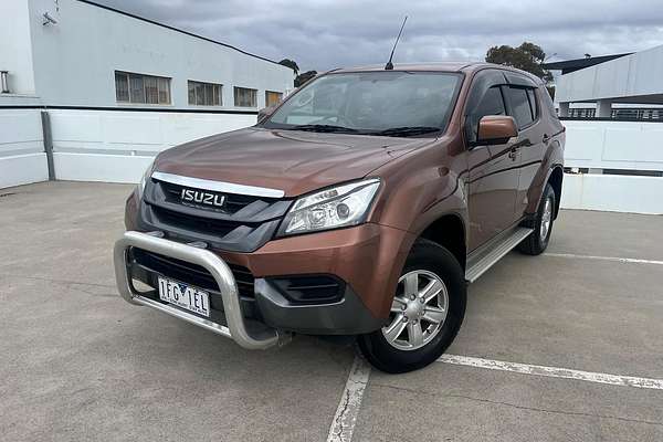 2015 Isuzu MU-X LS-M