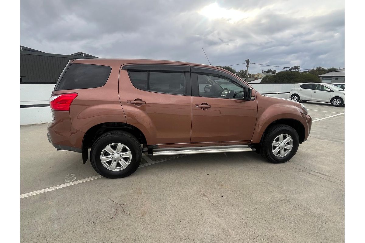 2015 Isuzu MU-X LS-M