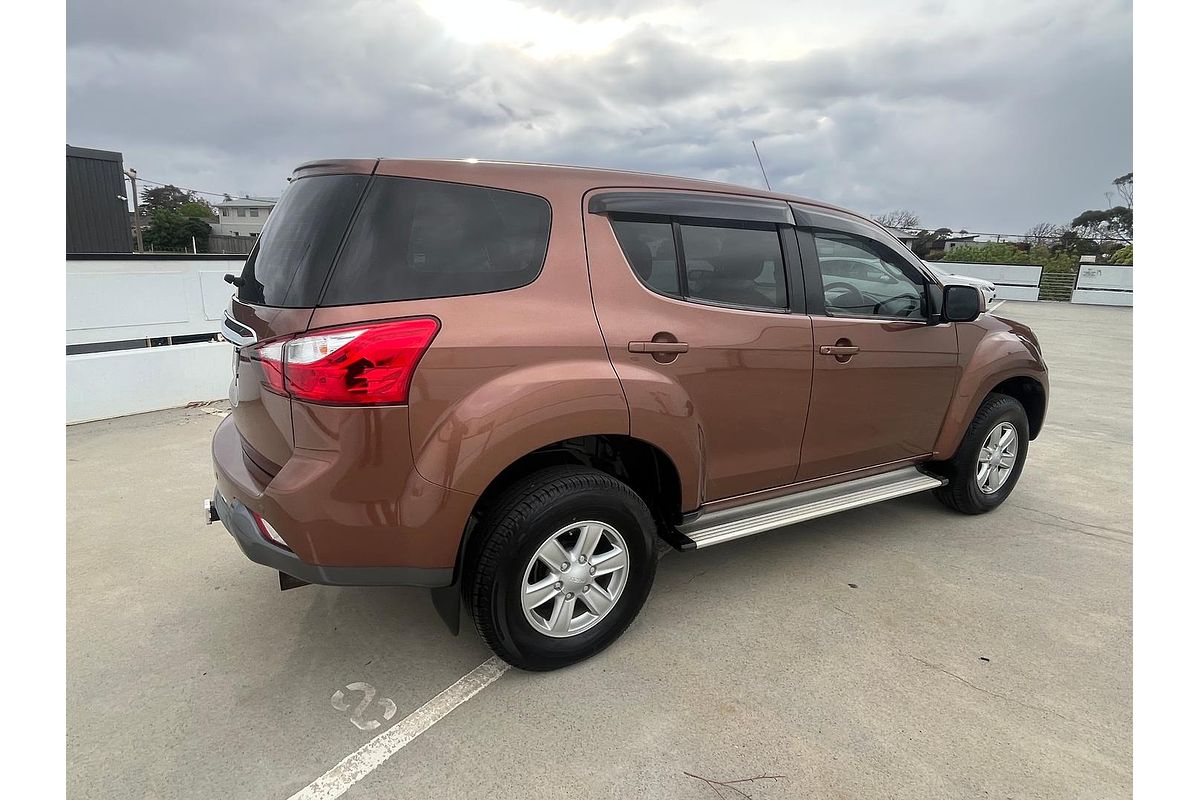 2015 Isuzu MU-X LS-M