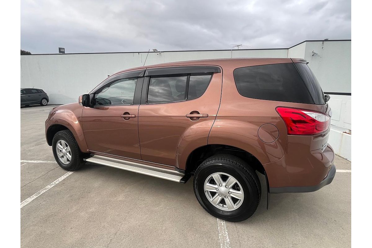 2015 Isuzu MU-X LS-M