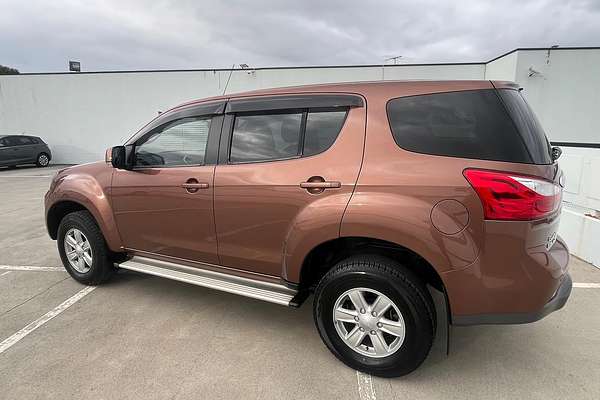 2015 Isuzu MU-X LS-M