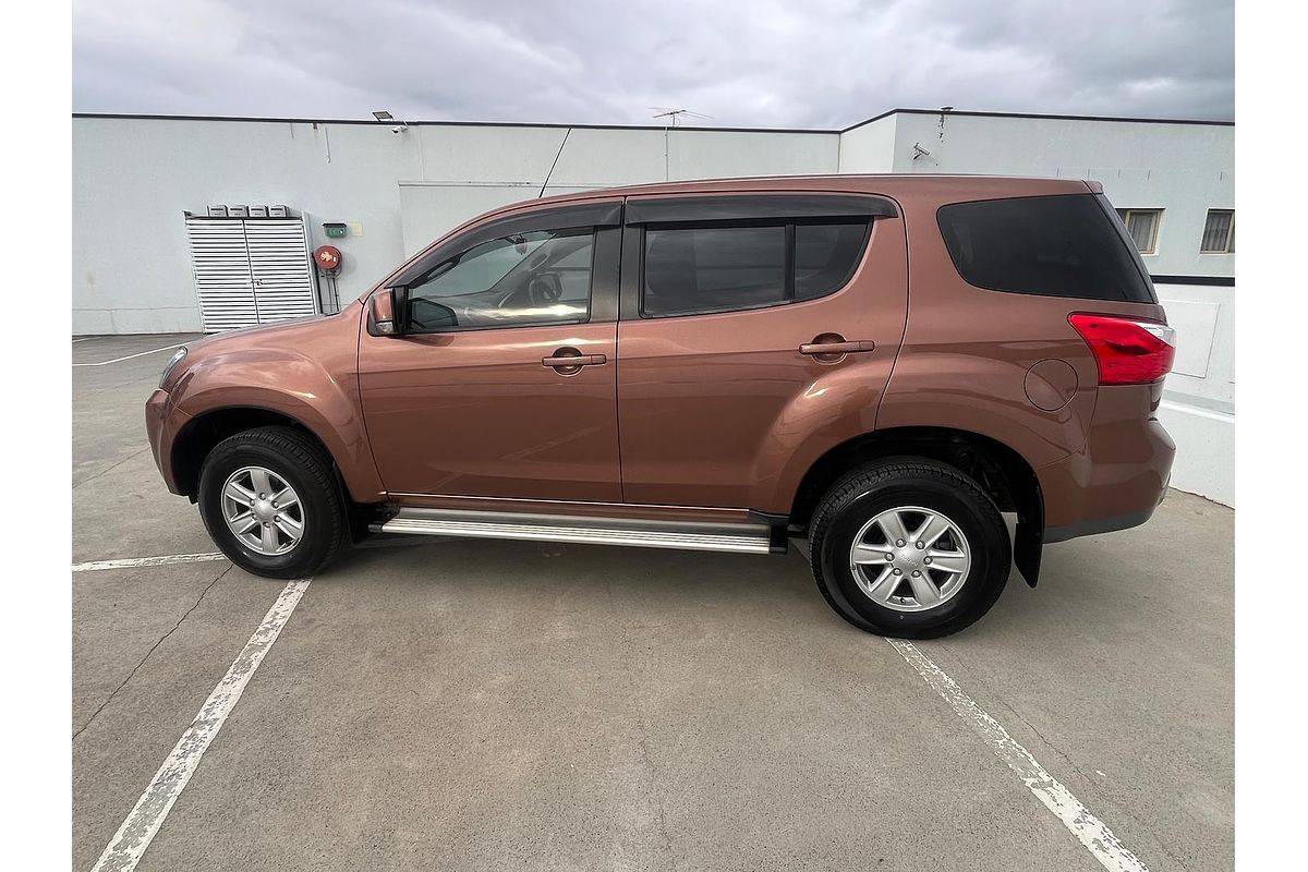 2015 Isuzu MU-X LS-M