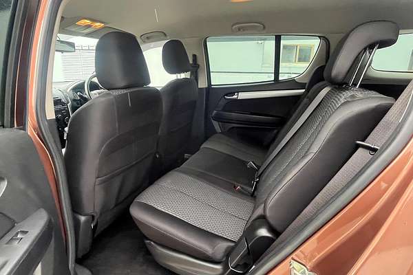 2015 Isuzu MU-X LS-M