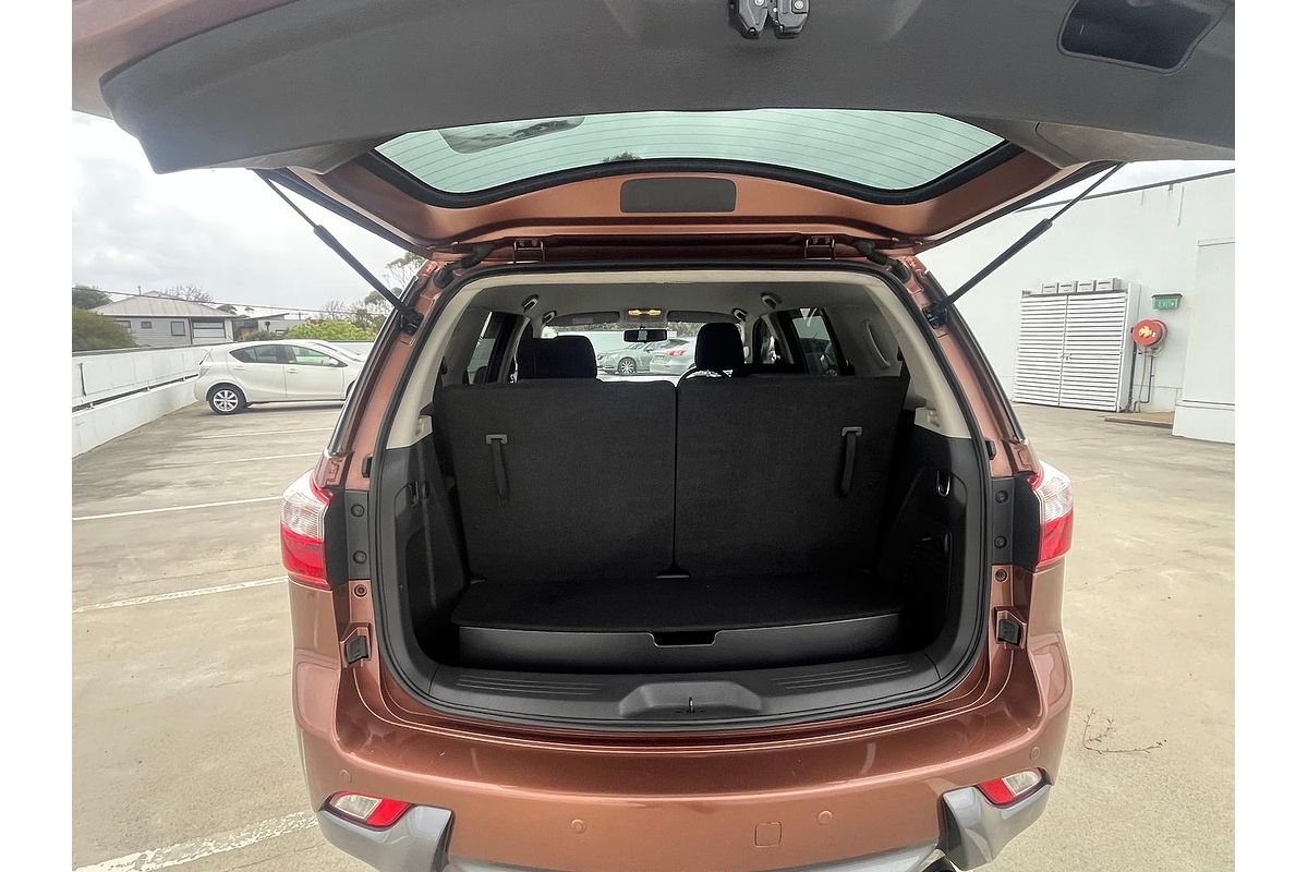 2015 Isuzu MU-X LS-M