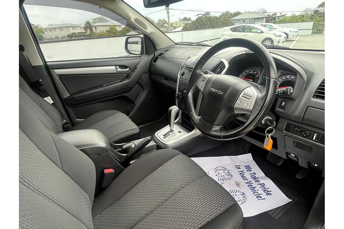 2015 Isuzu MU-X LS-M