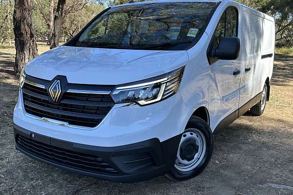 2025 Renault Trafic Pro X82 SWB Low Roof