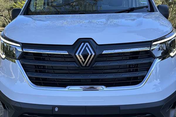2025 Renault Trafic Pro X82 SWB Low Roof
