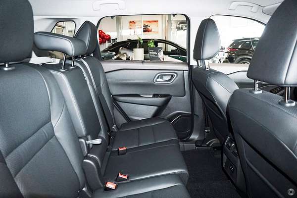 2025 Nissan X-TRAIL N-TREK T33