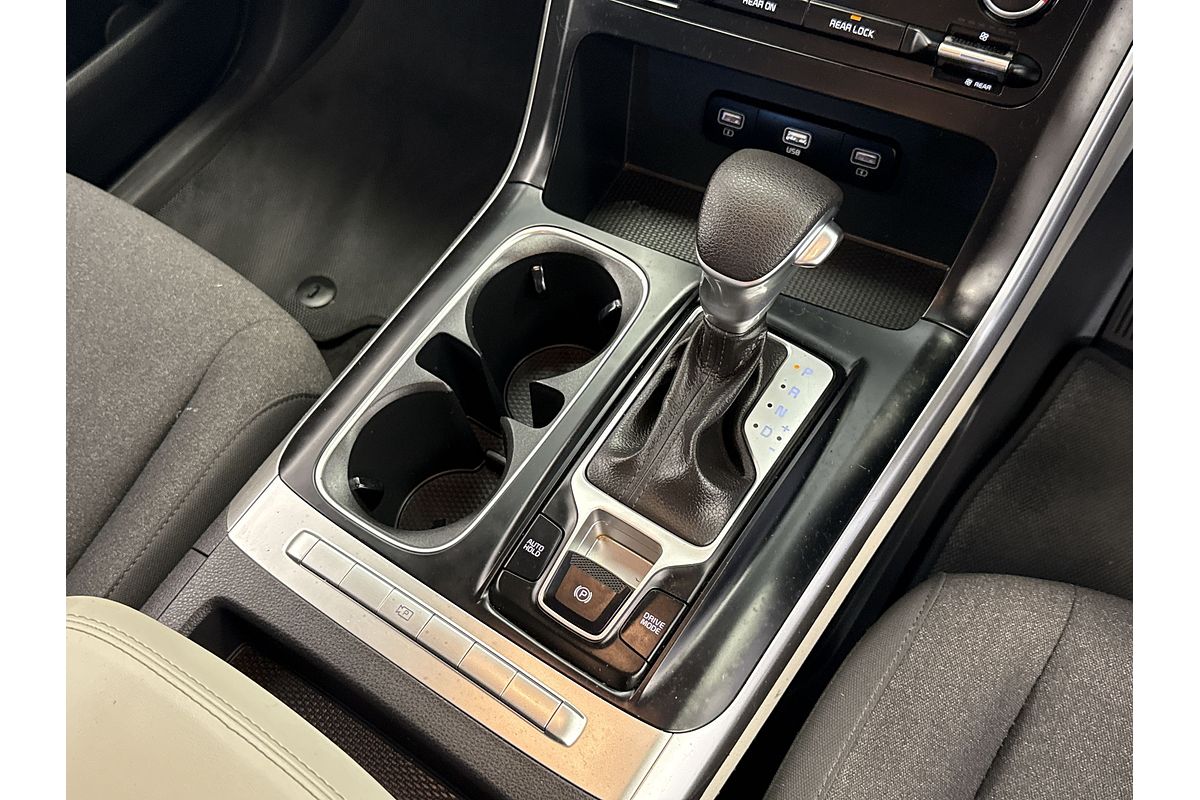 2021 Kia Carnival S KA4