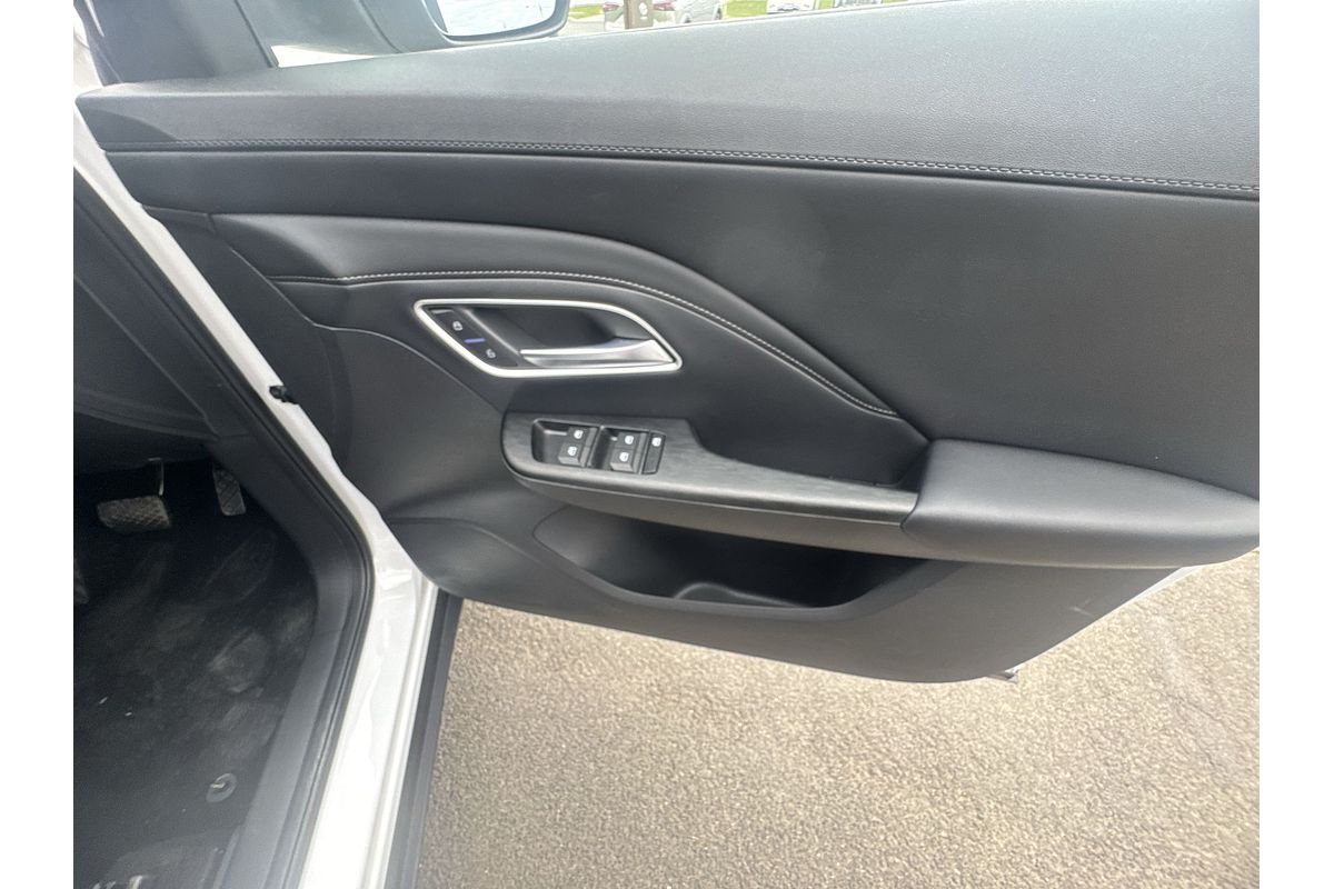 2025 MG ZS Essence ZS32