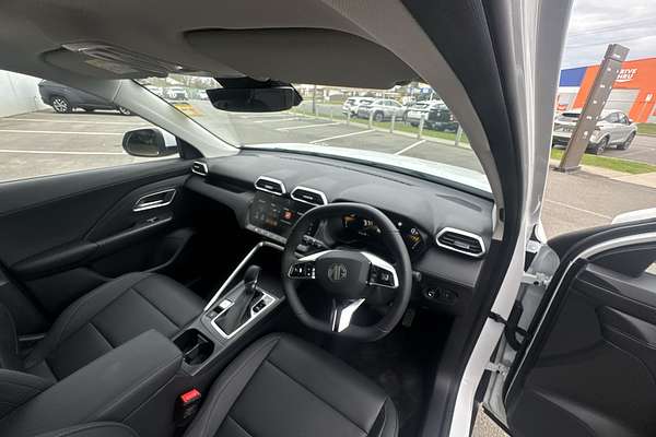 2025 MG ZS Essence ZS32