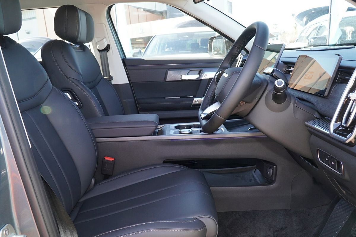 2025 Jaecoo J7 Track