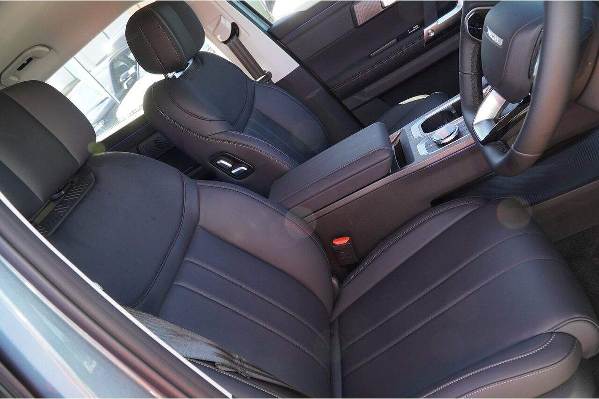 2025 Jaecoo J7 Track