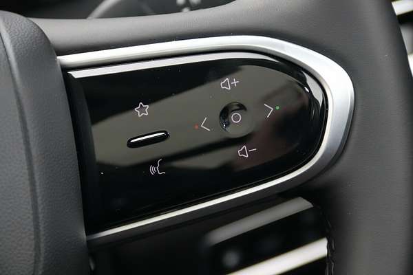 2025 Jaecoo J7 SHS Summit