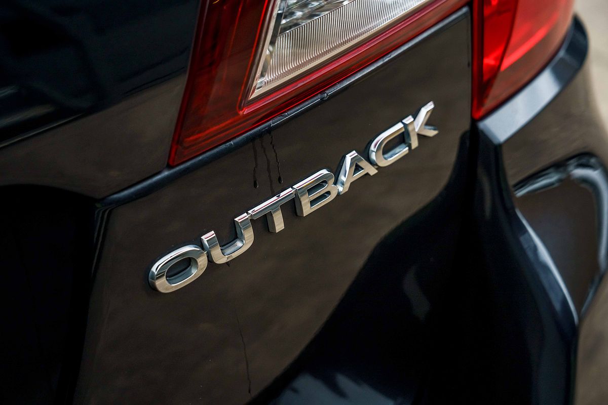 2018 Subaru Outback 2.5i Premium 5GEN