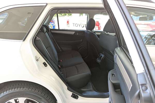 2019 Subaru Outback 2.5i 5GEN