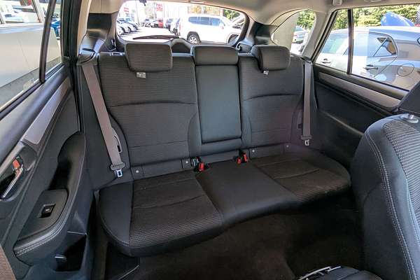 2019 Subaru Outback 2.5i 5GEN