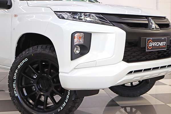 2021 Mitsubishi Triton GLX MR 4X4