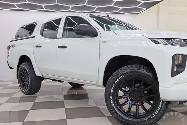 2021 Mitsubishi Triton GLX MR 4X4