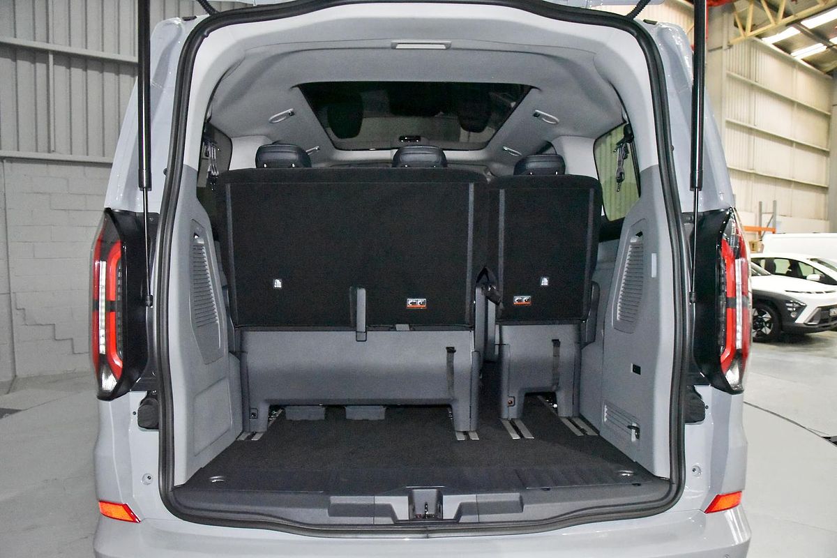 2024 Ford Tourneo Titanium X AV SWB