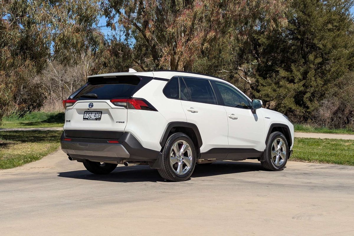 2021 Toyota RAV4 GXL AXAH52R