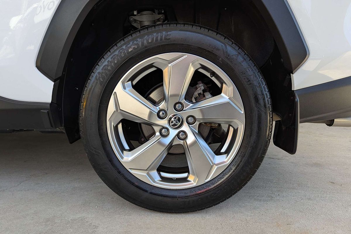 2021 Toyota RAV4 GXL AXAH52R