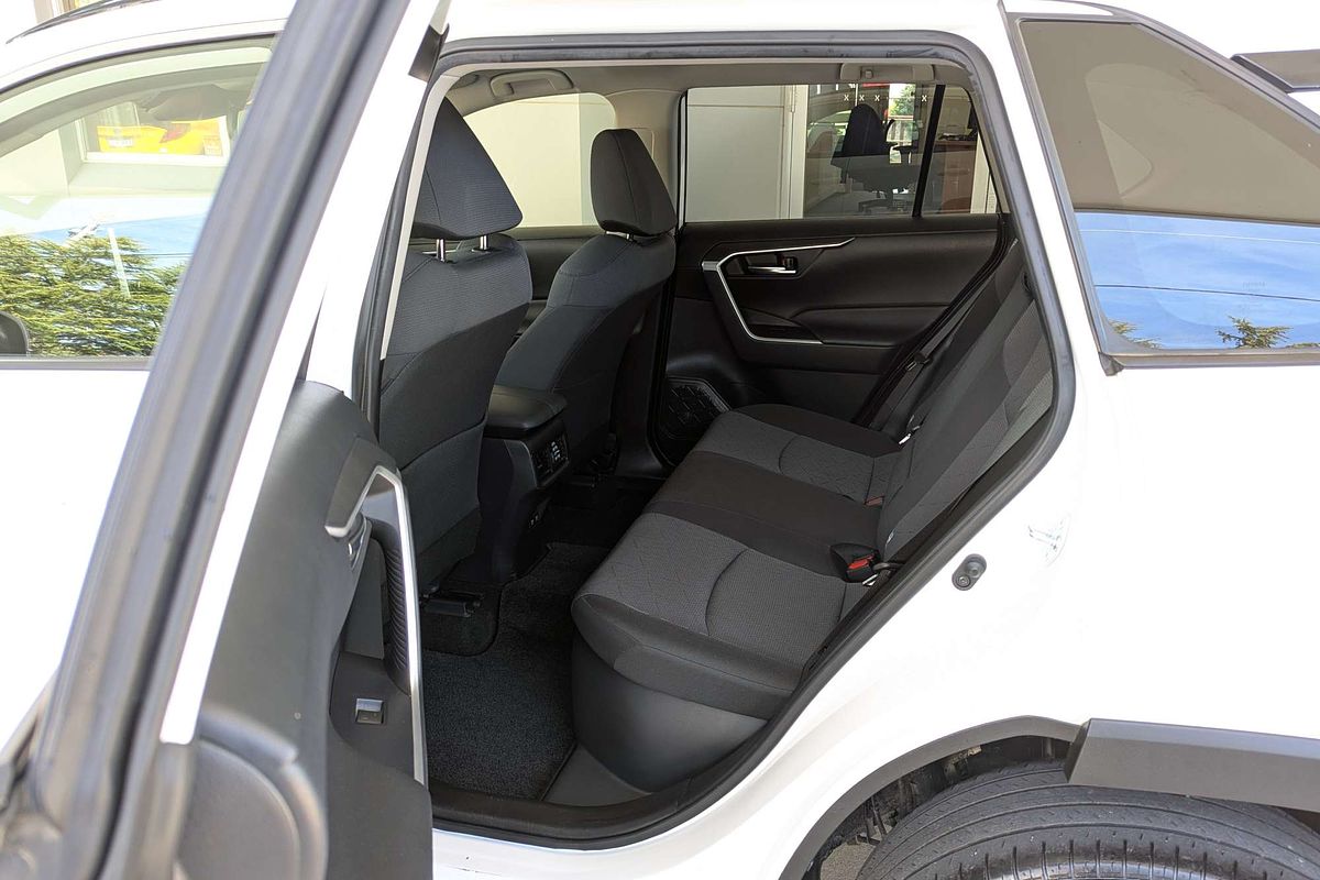 2021 Toyota RAV4 GXL AXAH52R