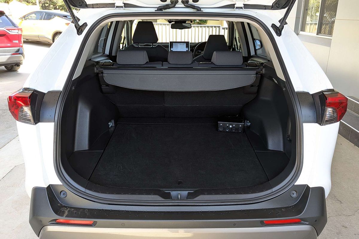 2021 Toyota RAV4 GXL AXAH52R