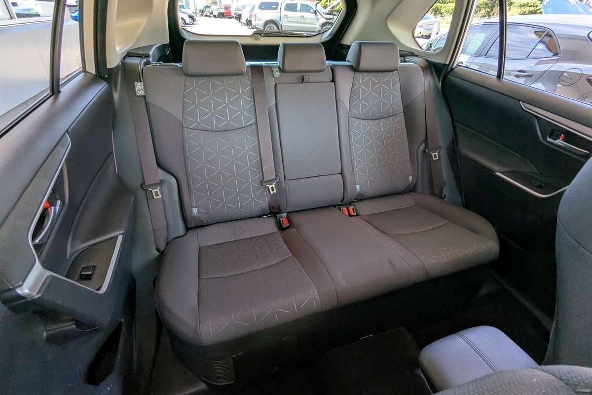 2021 Toyota RAV4 GXL AXAH52R