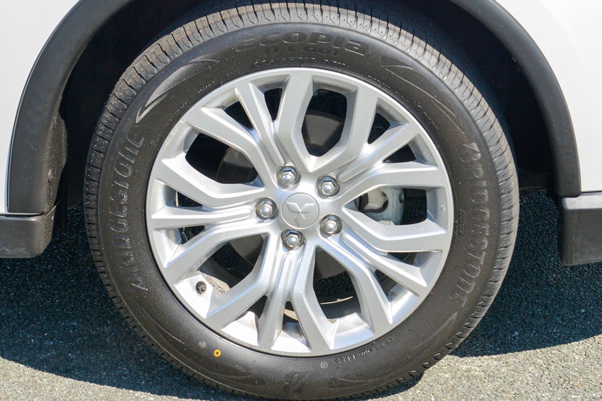 2021 Mitsubishi Outlander ES ZL