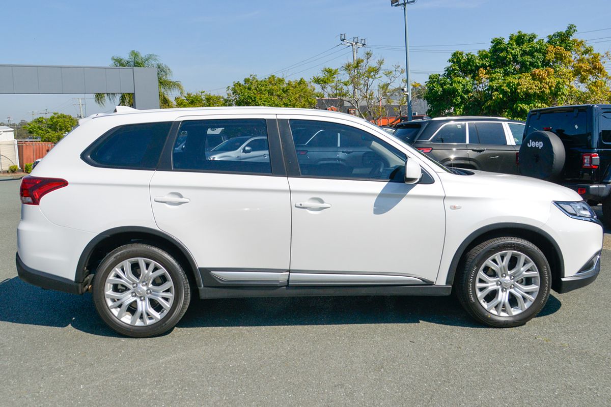 2021 Mitsubishi Outlander ES ZL